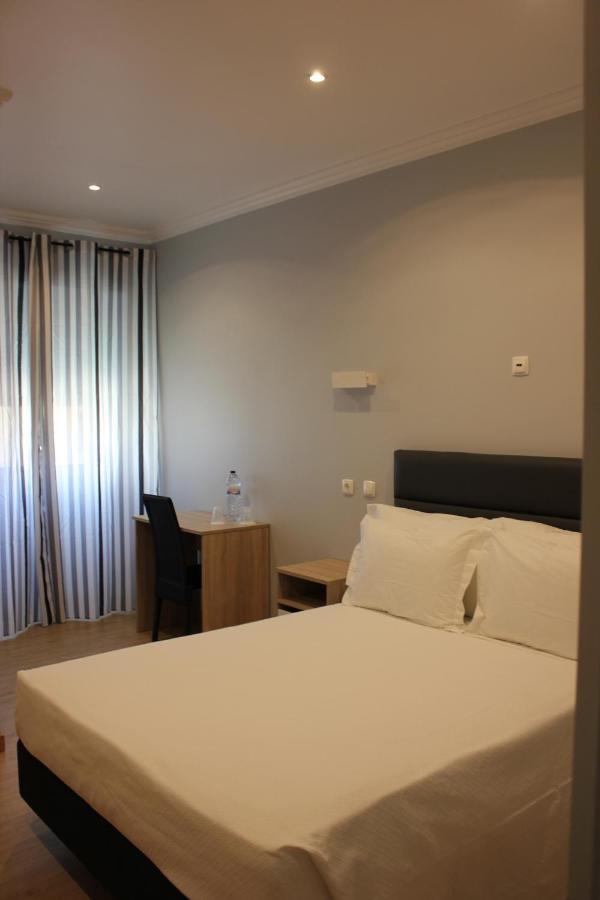 O Eletrico Guesthouse ลิสบอน ภายนอก รูปภาพ